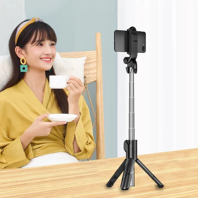 3 In 1 Tripod Bluetooth Selfie Stick with Fill Light for Smartphone