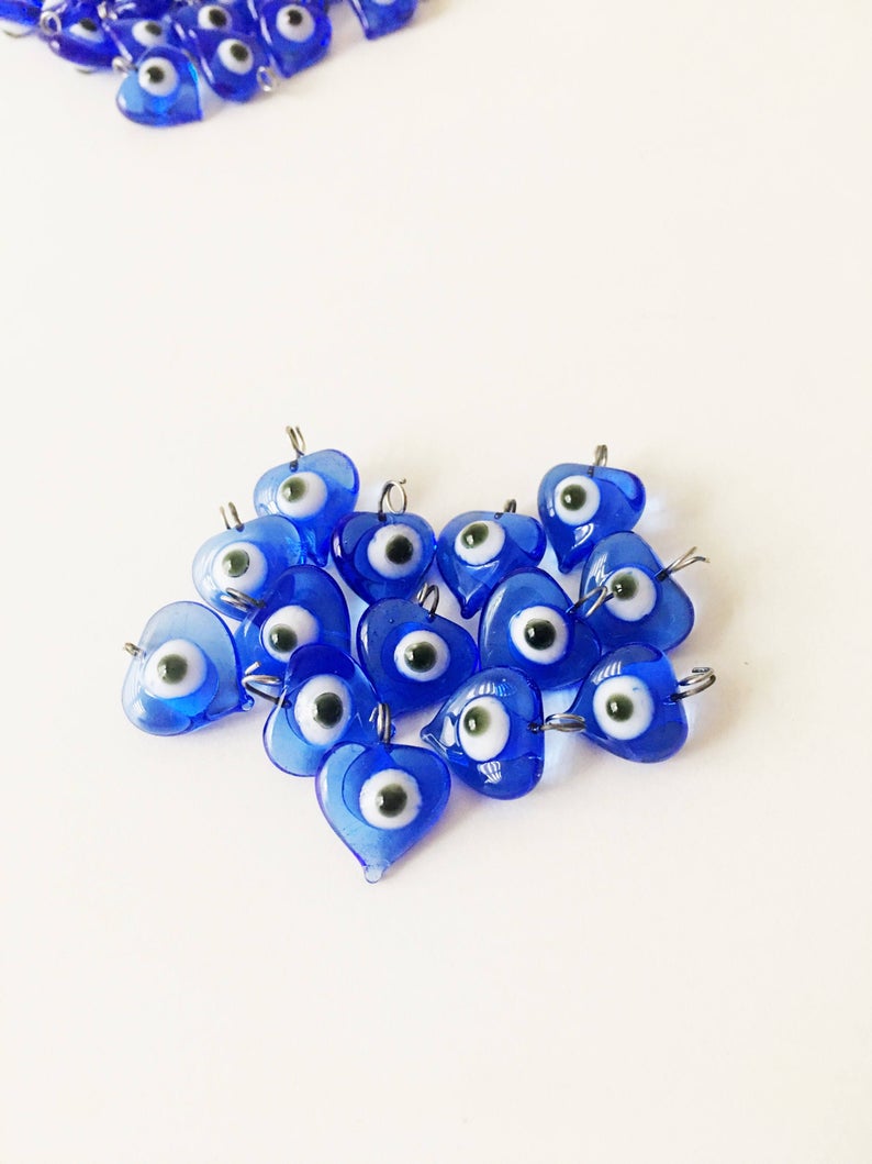 100 pcs unique wedding favors, evil eye charms with hook