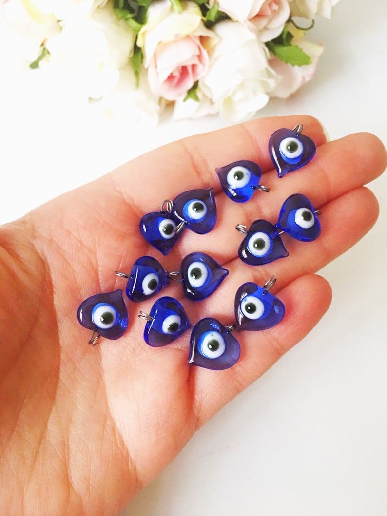 100 pcs unique wedding favors, evil eye charms with hook