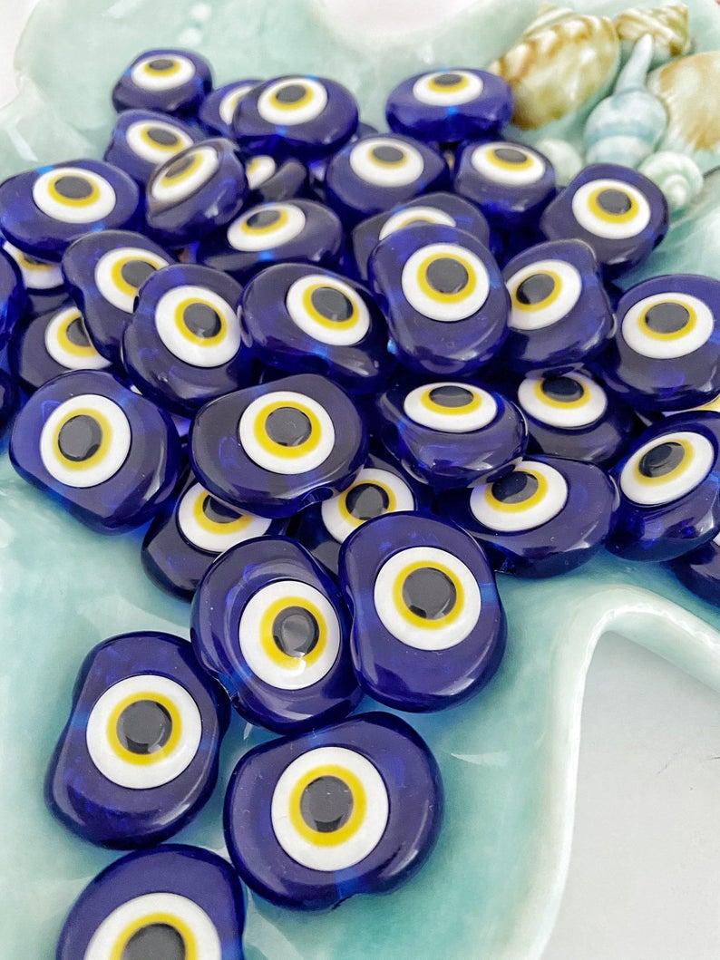 10 pcs Blue evil eye charm, unique wedding favors, resin evil eye